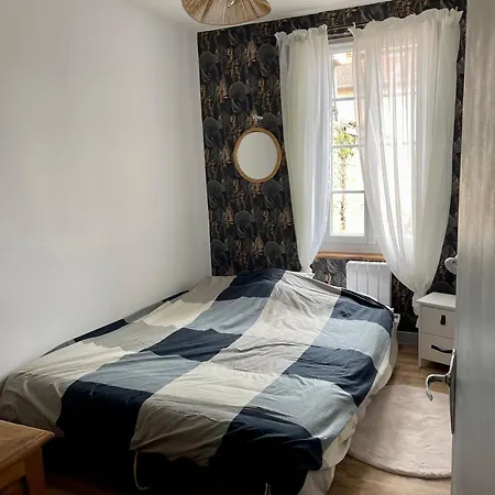 Apartment Le Pont Saint Roch Lumineux Avec Garage *
