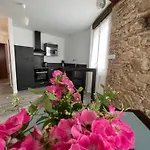 Le Pont Saint Roch Lumineux Avec Garage 라보르