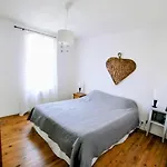 아파트 Le Pont Saint Roch Lumineux Avec Garage *