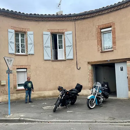 Le Pont Saint Roch Lumineux Avec Garage Apartamento