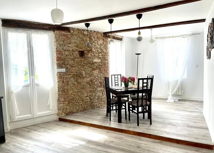 Le Pont Saint Roch Lumineux Avec Garage Appartement *